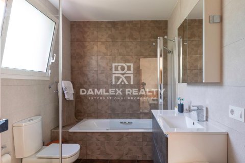 Talo myytävänä Lloret de Mar, Girona, Espanja, 4 makuuhuonetta, 487 m2 No. 176739 - kuva 27