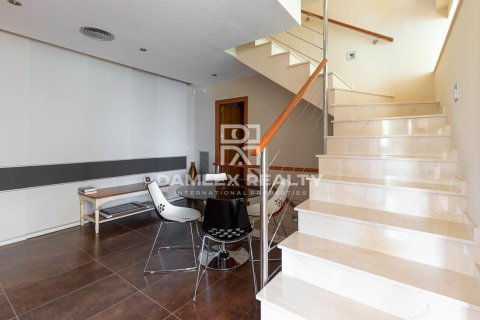 Talo myytävänä Lloret de Mar, Girona, Espanja, 4 makuuhuonetta, 487 m2 No. 176739 - kuva 19