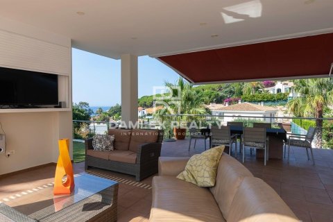 Talo myytävänä Lloret de Mar, Girona, Espanja, 4 makuuhuonetta, 487 m2 No. 176739 - kuva 5