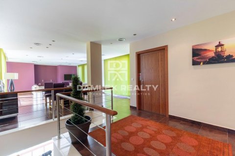 Talo myytävänä Lloret de Mar, Girona, Espanja, 4 makuuhuonetta, 487 m2 No. 176739 - kuva 11