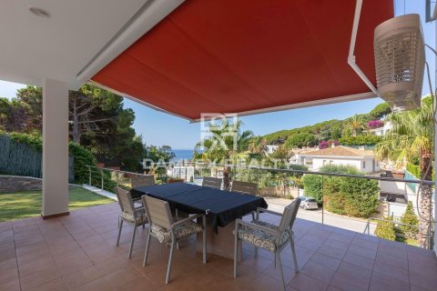 Talo myytävänä Lloret de Mar, Girona, Espanja, 4 makuuhuonetta, 487 m2 No. 176739 - kuva 6