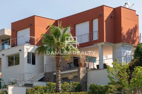 Talo myytävänä Lloret de Mar, Girona, Espanja, 4 makuuhuonetta, 487 m2 No. 176739 - kuva 3