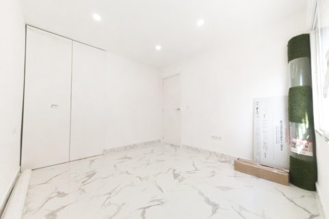 Apartment for sale Torrevieja, Alicante, Spain 3 bedrooms, 110 sq.m. No. 137896 - photo 15