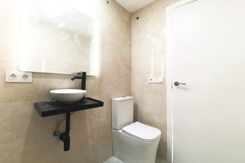 Apartment for sale Torrevieja, Alicante, Spain 3 bedrooms, 110 sq.m. No. 137896 - photo 13