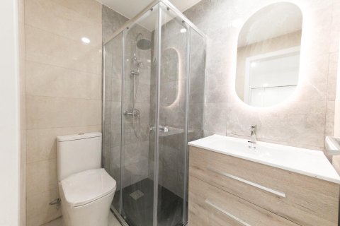 Apartment for sale Torrevieja, Alicante, Spain 3 bedrooms, 110 sq.m. No. 137896 - photo 20