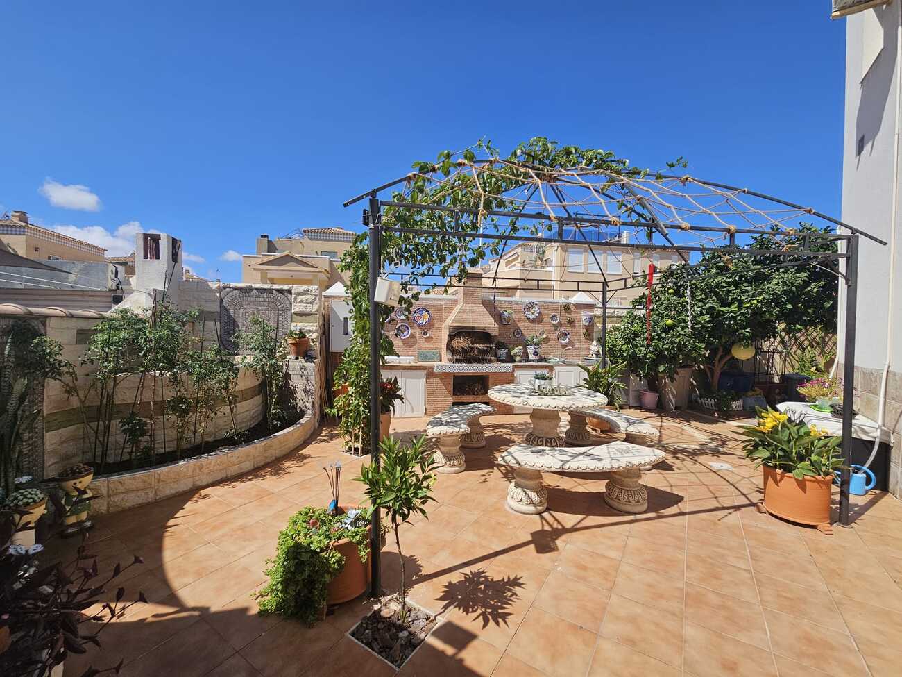 Villa a Torrevieja, Alicante, Spagna 3 camere da letto, 74 mq. N° 137893