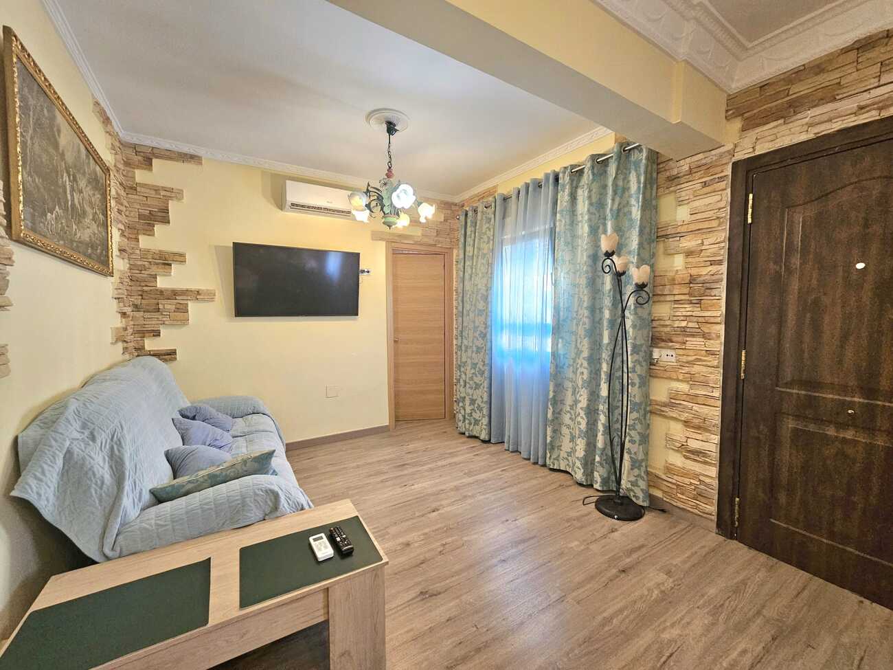Villa a Torrevieja, Alicante, Spagna 3 camere da letto, 74 mq. N° 137893