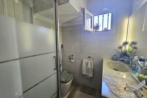 Villa for sale Torrevieja, Alicante, Spain 3 bedrooms, 74 sq.m. No. 137893 - photo 21