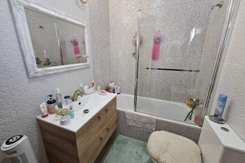 Villa for sale Torrevieja, Alicante, Spain 3 bedrooms, 74 sq.m. No. 137893 - photo 22