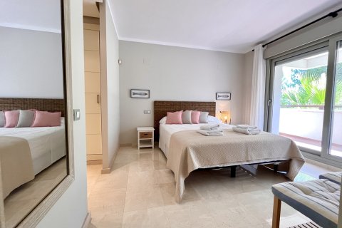 Продажа квартиры Пинар де Камповерде, Аликанте, Испания 3 спальни, 191м2 №137894 - фото 12