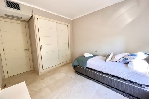 Продажа квартиры Пинар де Камповерде, Аликанте, Испания 3 спальни, 191м2 №137894 - фото 17