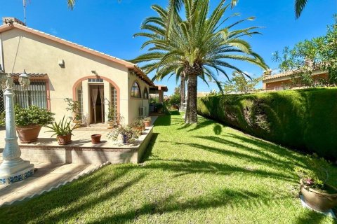 Villa pārdošanā Cabo Roig, Alicante, Spānijā 3 istabas, 141 m2 Nr. 137897 - attēls 4