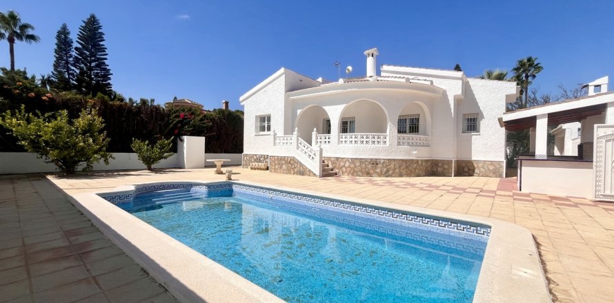 Villa Rojales, Alicante, Espagne 3 chambres, 190 m2 No. 137895