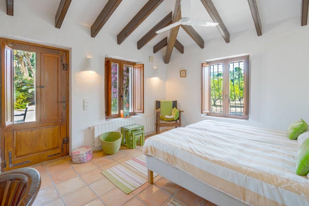 Вилла в Хавеа, Аликанте, Испания 6 спален, 460м2 №80702