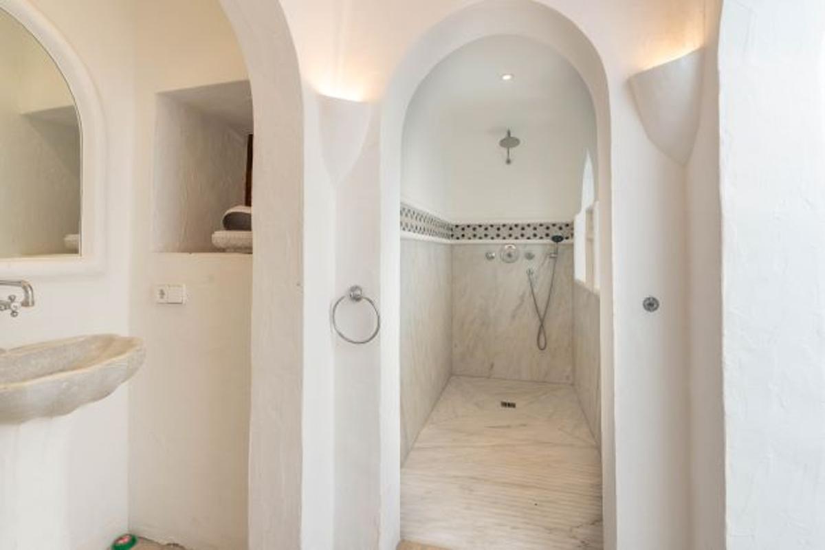 Вилла в Хавеа, Аликанте, Испания 6 спален, 460м2 №80702