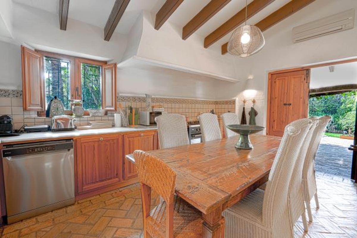Вилла в Хавеа, Аликанте, Испания 6 спален, 460м2 №80702