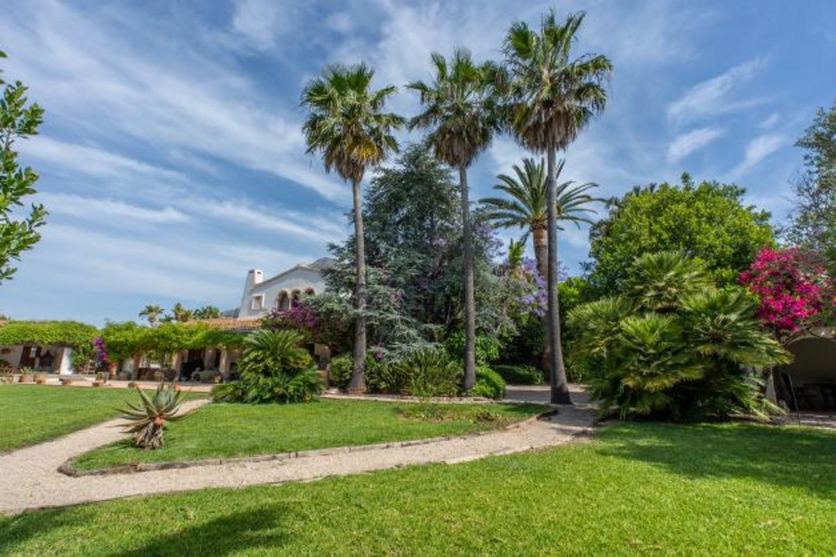 Вилла в Хавеа, Аликанте, Испания 6 спален, 460м2 №80702