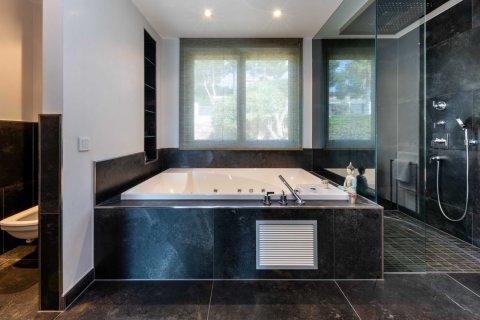 Villa till salu i Nova Santa Ponsa, Mallorca, Spanien 6 sovrum, 600 kvm. Nr. 155192 - foto 15