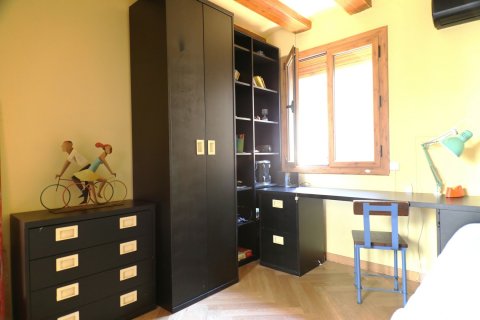 Lägenhet till salu i Barcelona, Spanien 4 sovrum, 158 kvm. Nr. 154254 - foto 10