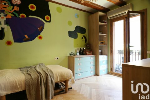 Lägenhet till salu i Barcelona, Spanien 4 sovrum, 158 kvm. Nr. 154254 - foto 20