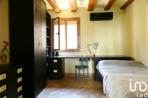 Lägenhet till salu i Barcelona, Spanien 4 sovrum, 158 kvm. Nr. 154254 - foto 8