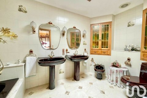 Townhouse à vendre à Tavernes de la Valldigna, Valencia, Espagne, 5 chambres, 400 m2 No. 154256 - photo 2