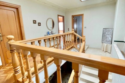 Townhouse à vendre à Tavernes de la Valldigna, Valencia, Espagne, 5 chambres, 400 m2 No. 154256 - photo 7