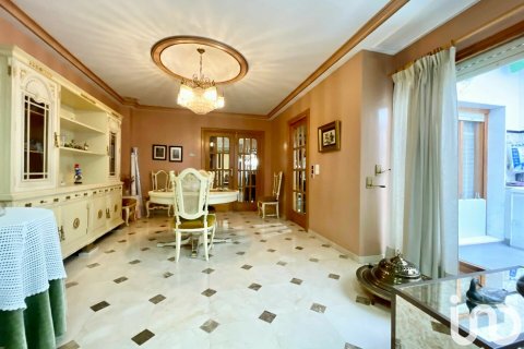 Townhouse à vendre à Tavernes de la Valldigna, Valencia, Espagne, 5 chambres, 400 m2 No. 154256 - photo 11