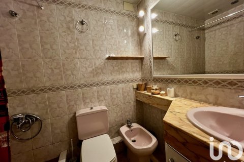 Māja pārdošanā Sant Andreu de Llavaneres, Barcelona, Spānijā 5 istabas, 354 m2 Nr. 154003 - attēls 16