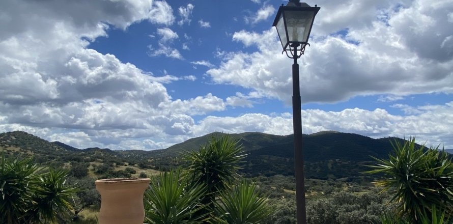 Terreno a Hornachuelos, Cordoba, Spagna 10000000 mq. N° 154007