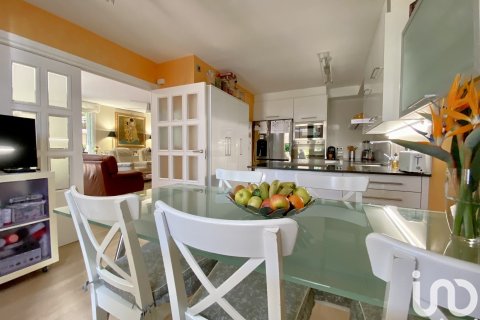 Hus till salu i Argentona, Barcelona, Spanien 6 sovrum, 285 kvm. Nr. 154005 - foto 9