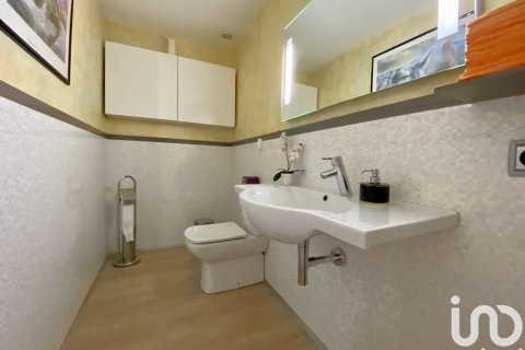 Hus till salu i Argentona, Barcelona, Spanien 6 sovrum, 285 kvm. Nr. 154005 - foto 4