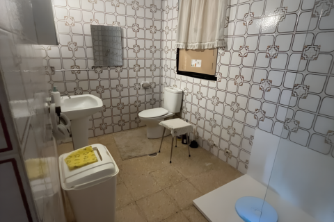 Apartment for sale in Ciudad Rodrigo, Salamanca, Spain 2 bedrooms, 69 sq.m. No. 184673 - photo 5