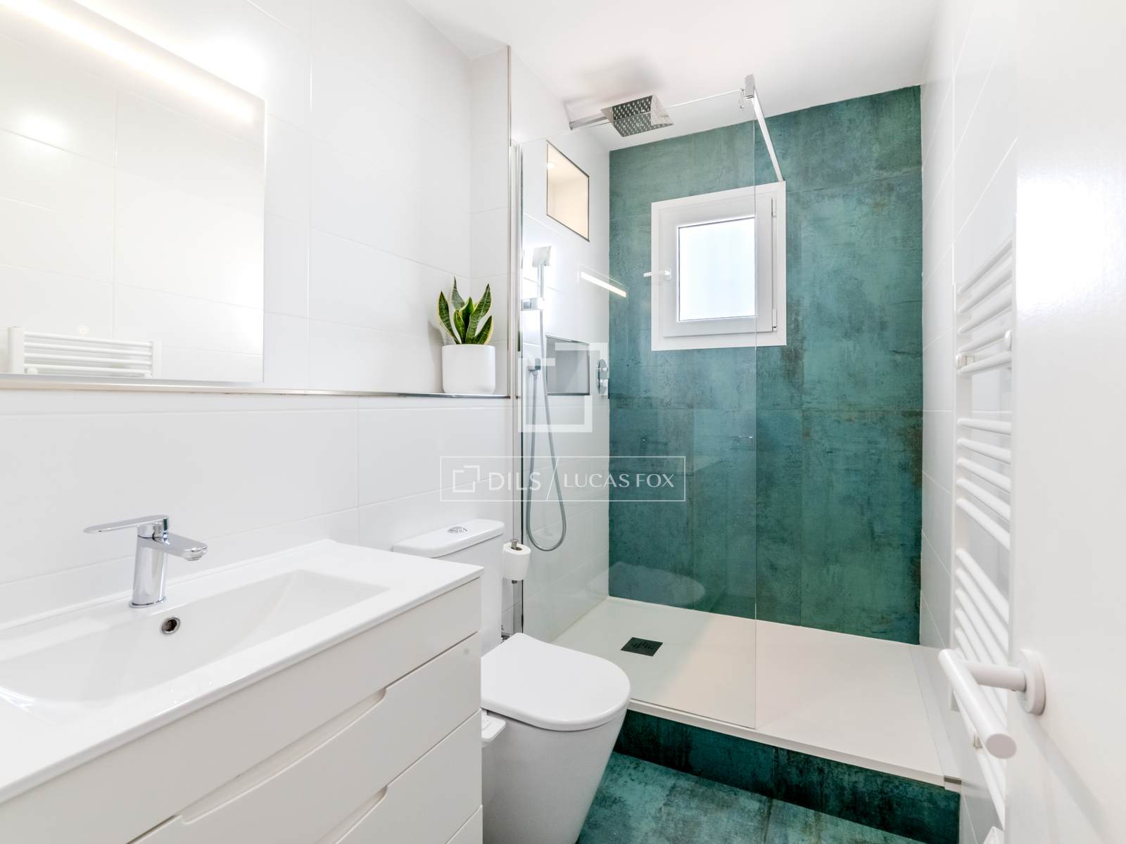 Villa à Sitges, Barcelona, Espagne 5 chambres, 191 m2 No. 160824