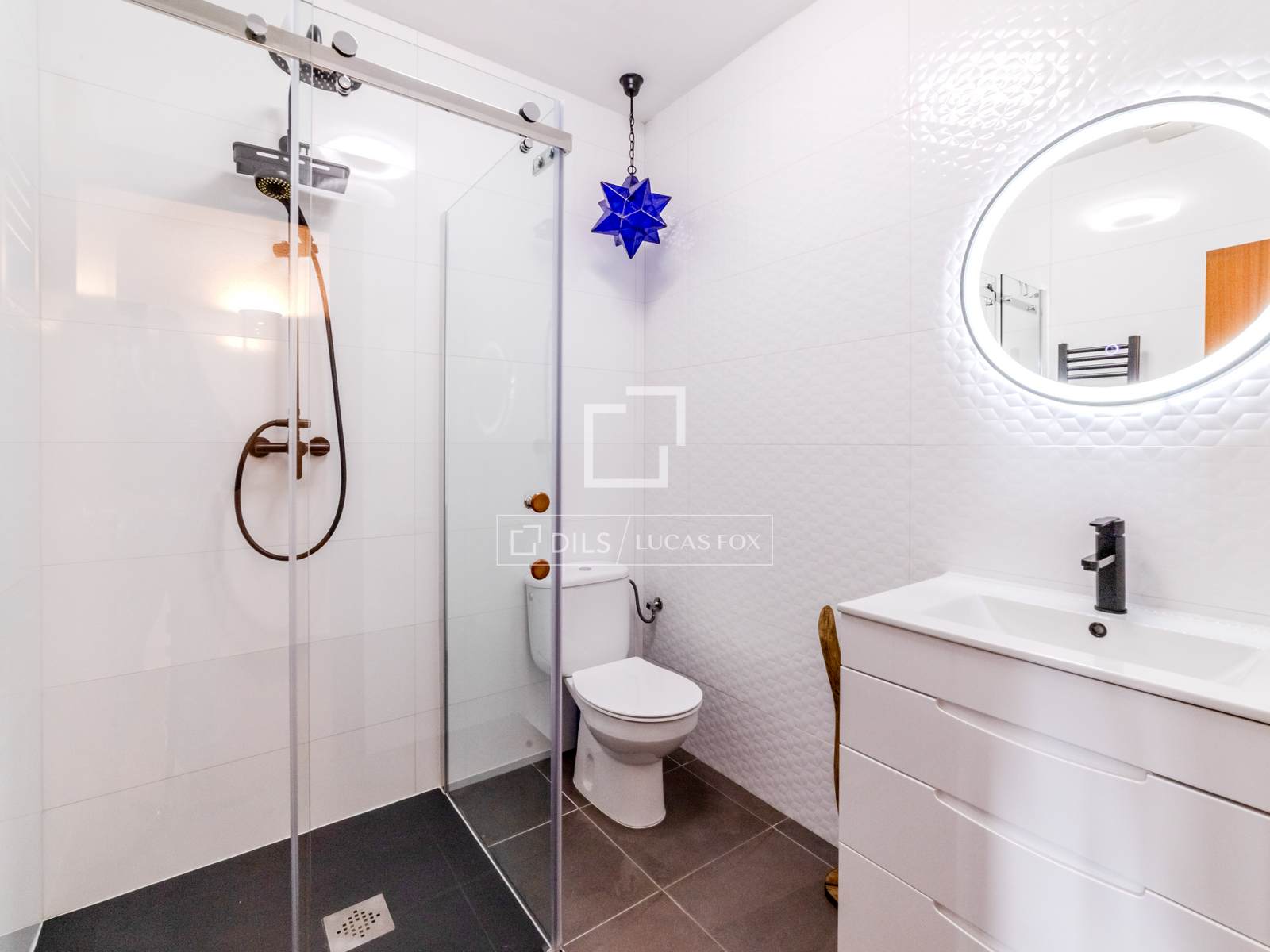 Villa à Sitges, Barcelona, Espagne 5 chambres, 191 m2 No. 160824