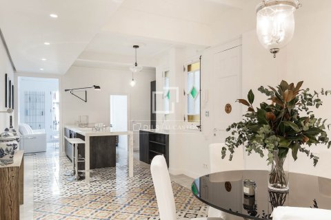 Apartament w Barcelona, Hiszpania 3 sypialnie, 134 mkw. nr 160830 – zdjęcie 10