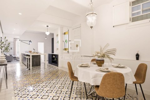 Apartment for sale in Barcelona, Spain 3 bedrooms, 134 sq.m. No. 160830 - photo 11