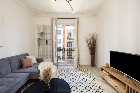 Apartment for sale in Barcelona, Spain 3 bedrooms, 134 sq.m. No. 160830 - photo 5