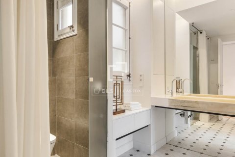 Apartament w Barcelona, Hiszpania 3 sypialnie, 134 mkw. nr 160830 – zdjęcie 26