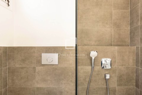 Apartament w Barcelona, Hiszpania 3 sypialnie, 134 mkw. nr 160830 – zdjęcie 20