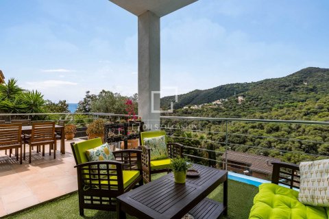 Villa en Alella, Barcelona, España 4 dormitorios, 338 m2 No. 160828