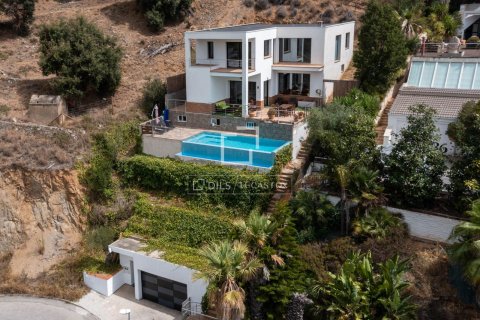 Villa zum Verkauf in Alella, Barcelona, Spanien 4 Schlafzimmer, 338 m2 Nr. 160828 - Foto 2