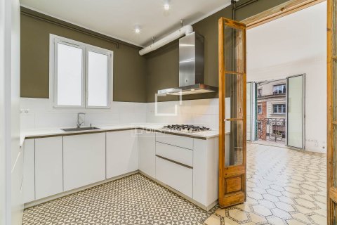 Dzīvoklis pārdošanā Barcelona, Spānijā 1 istaba, 91 m2 Nr. 160825 - attēls 8