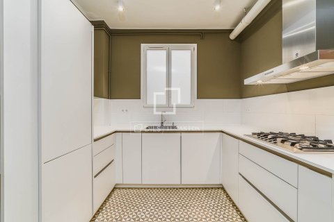 Dzīvoklis pārdošanā Barcelona, Spānijā 1 istaba, 91 m2 Nr. 160825 - attēls 10