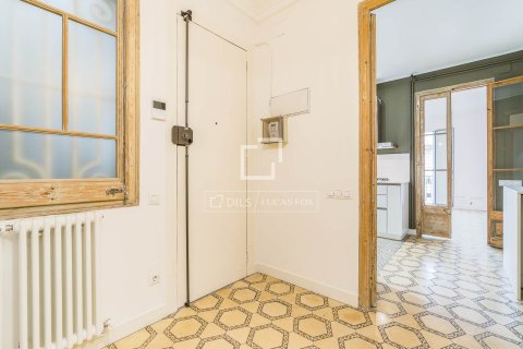 Dzīvoklis pārdošanā Barcelona, Spānijā 1 istaba, 91 m2 Nr. 160825 - attēls 19