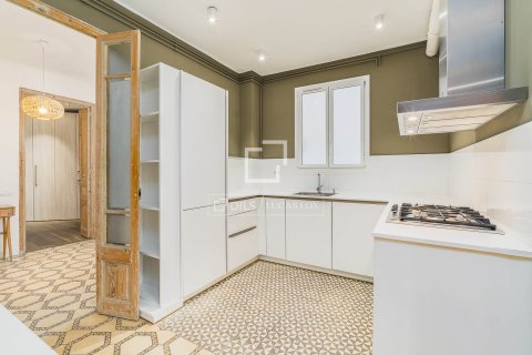 Dzīvoklis pārdošanā Barcelona, Spānijā 1 istaba, 91 m2 Nr. 160825 - attēls 9