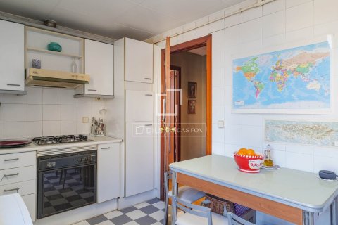 Apartament w Barcelona, Hiszpania 3 sypialnie, 107 mkw. nr 160826 – zdjęcie 19