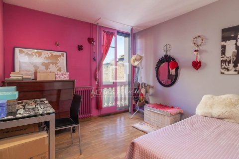 Apartament w Barcelona, Hiszpania 3 sypialnie, 107 mkw. nr 160826 – zdjęcie 30