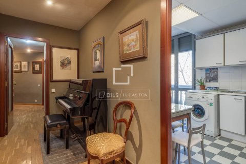 Apartament w Barcelona, Hiszpania 3 sypialnie, 107 mkw. nr 160826 – zdjęcie 16