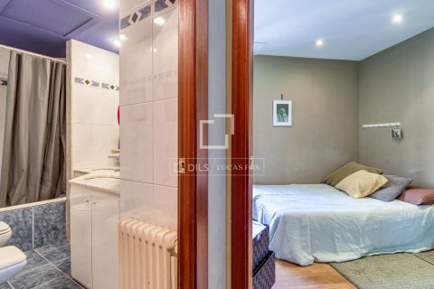 Apartament w Barcelona, Hiszpania 3 sypialnie, 107 mkw. nr 160826 – zdjęcie 21
